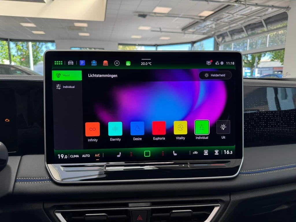 Volkswagen Tiguan – foto 15