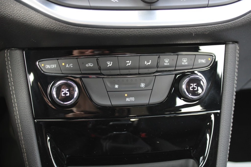 Opel Astra – foto 12