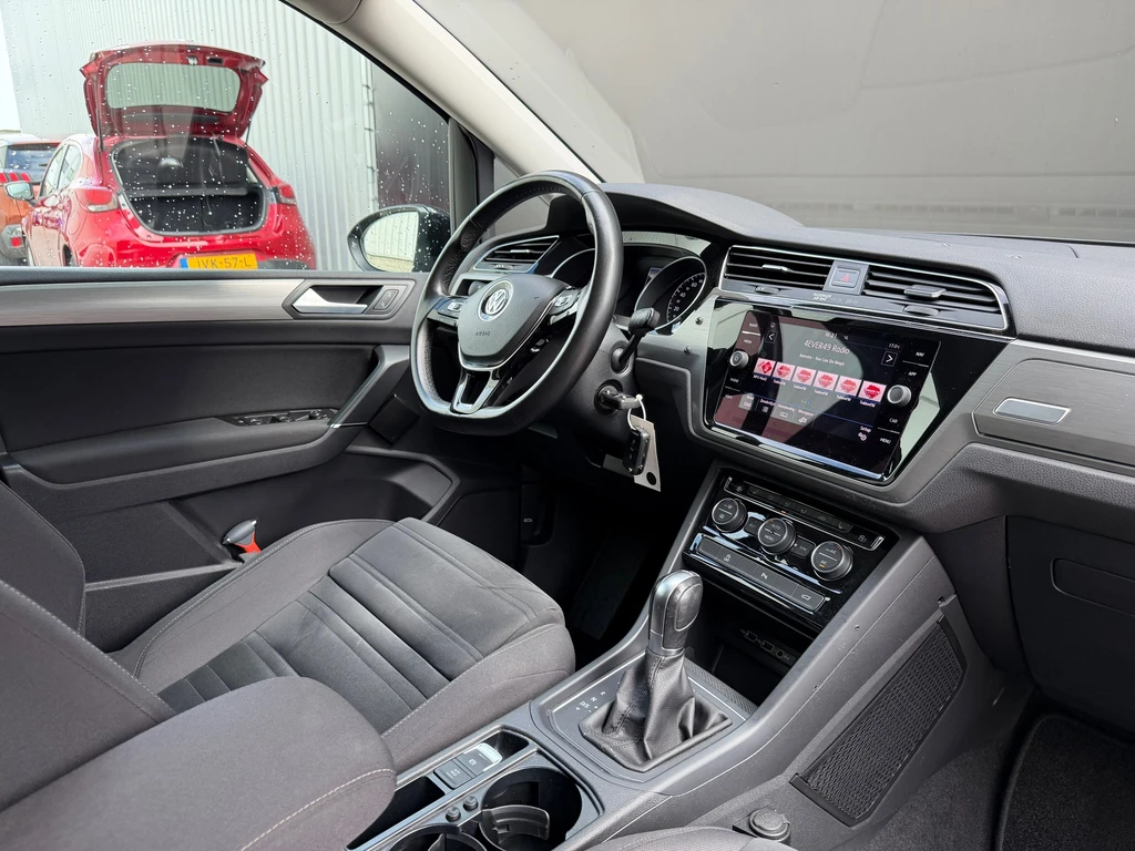 Volkswagen Touran – foto 19