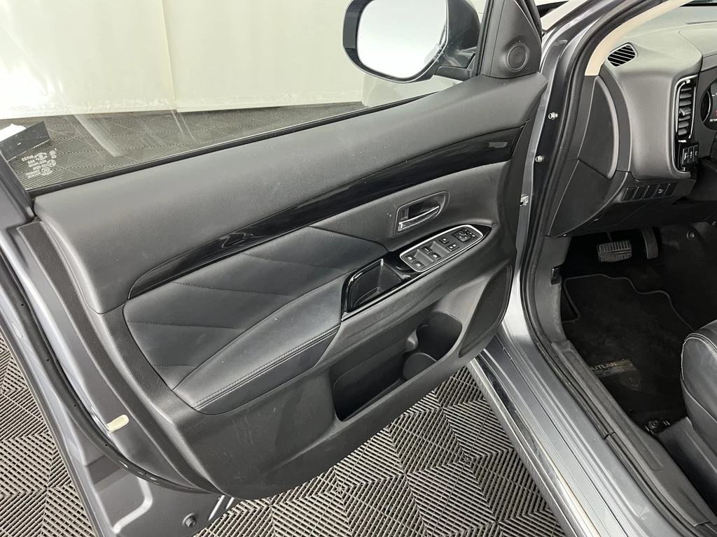 Mitsubishi Outlander – foto 23