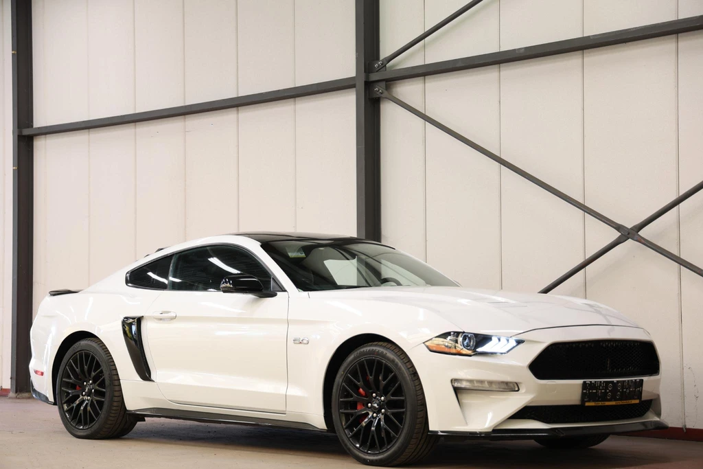 Ford Mustang – foto 9