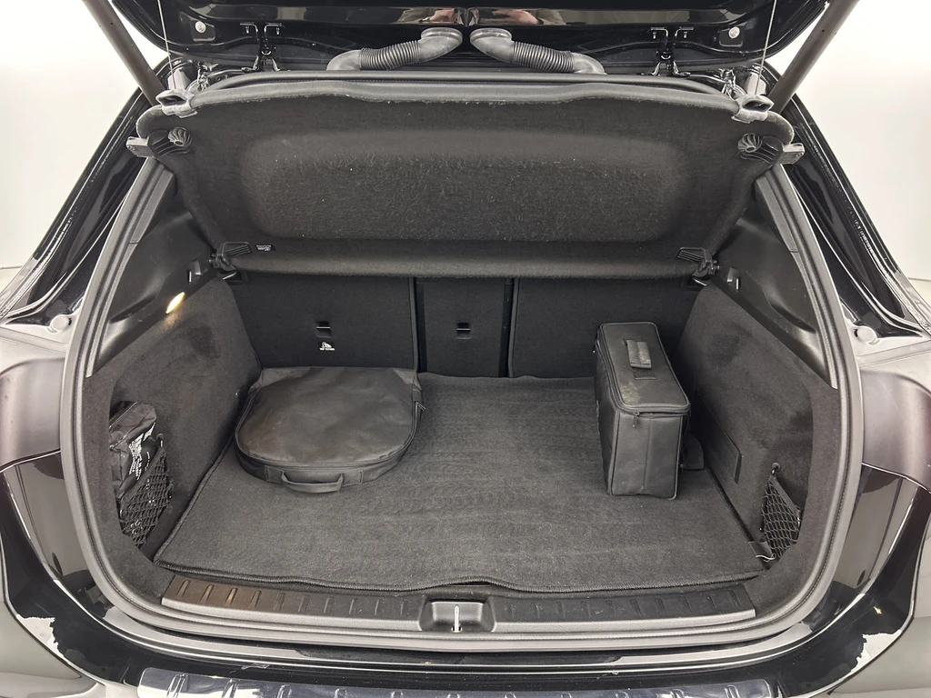 Mercedes-Benz EQA – foto 33