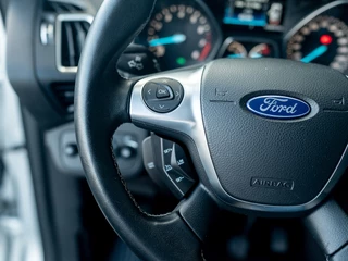Ford Kuga – thumbnail 36