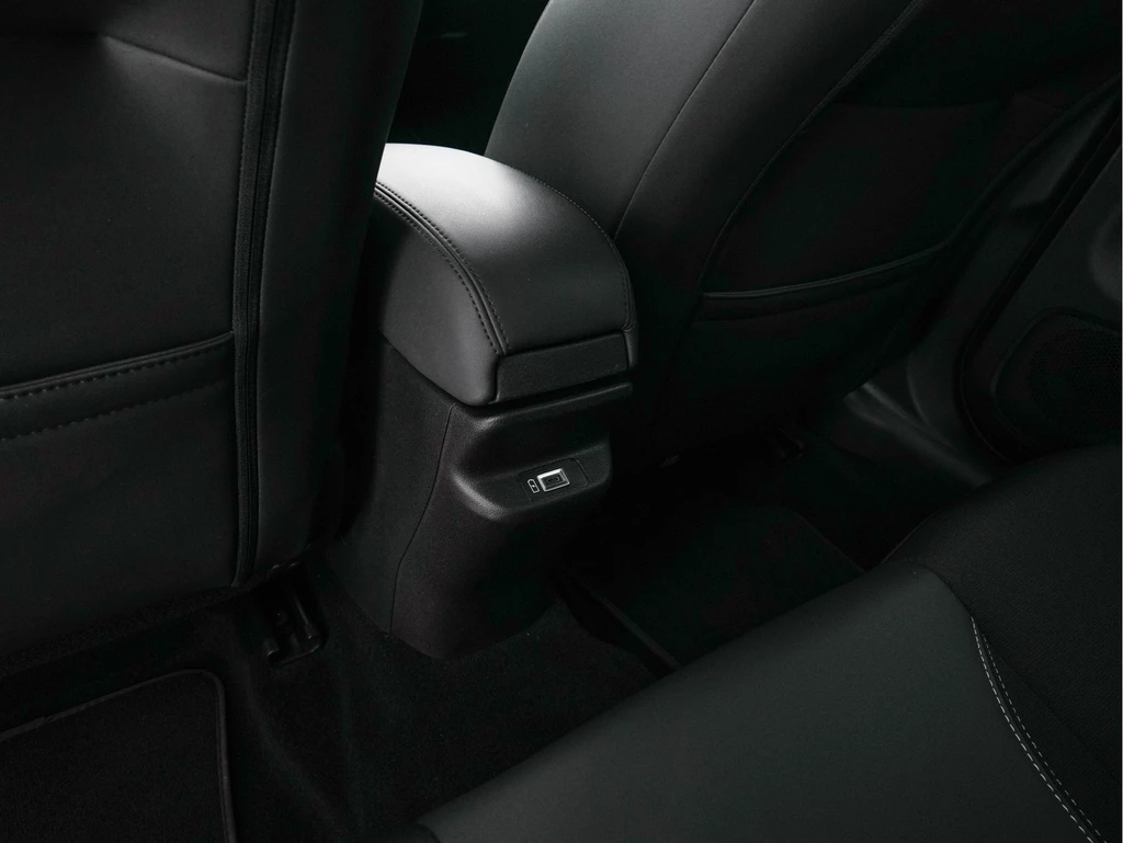 Jeep Avenger – foto 24