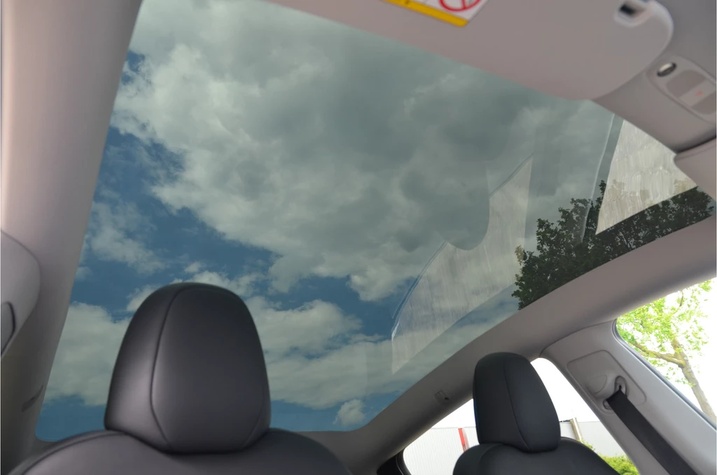 Tesla Model Y – foto 28