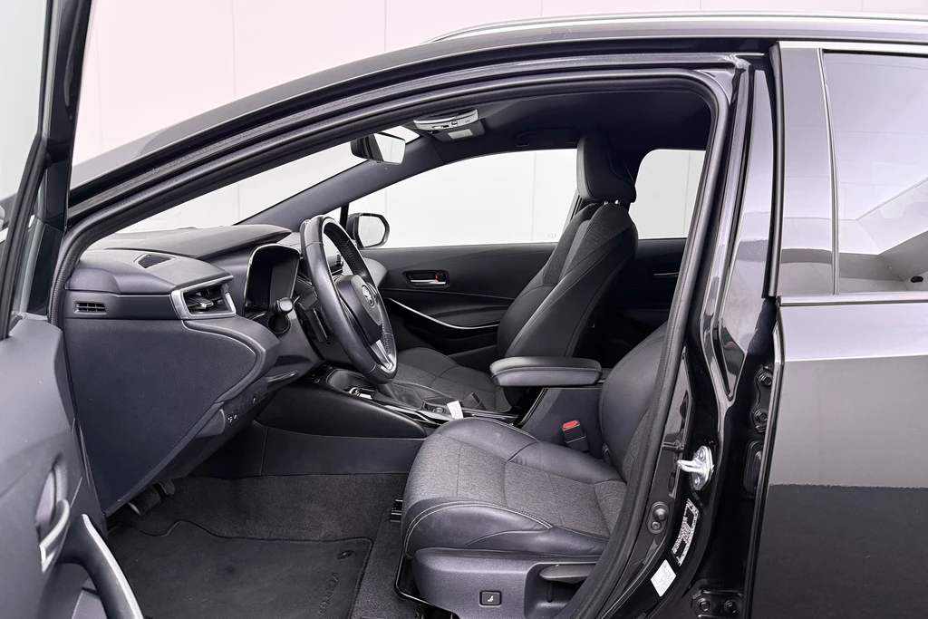 Toyota Corolla Touring Sports – foto 9
