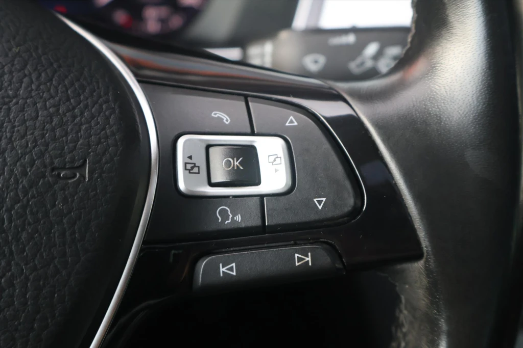 Volkswagen Passat – foto 25