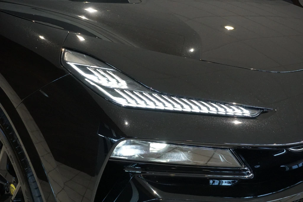 Lotus Eletre – foto 12