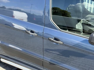 Ford Transit Connect – thumbnail 32