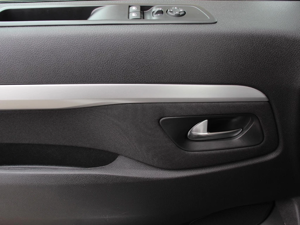 Opel Vivaro – foto 12