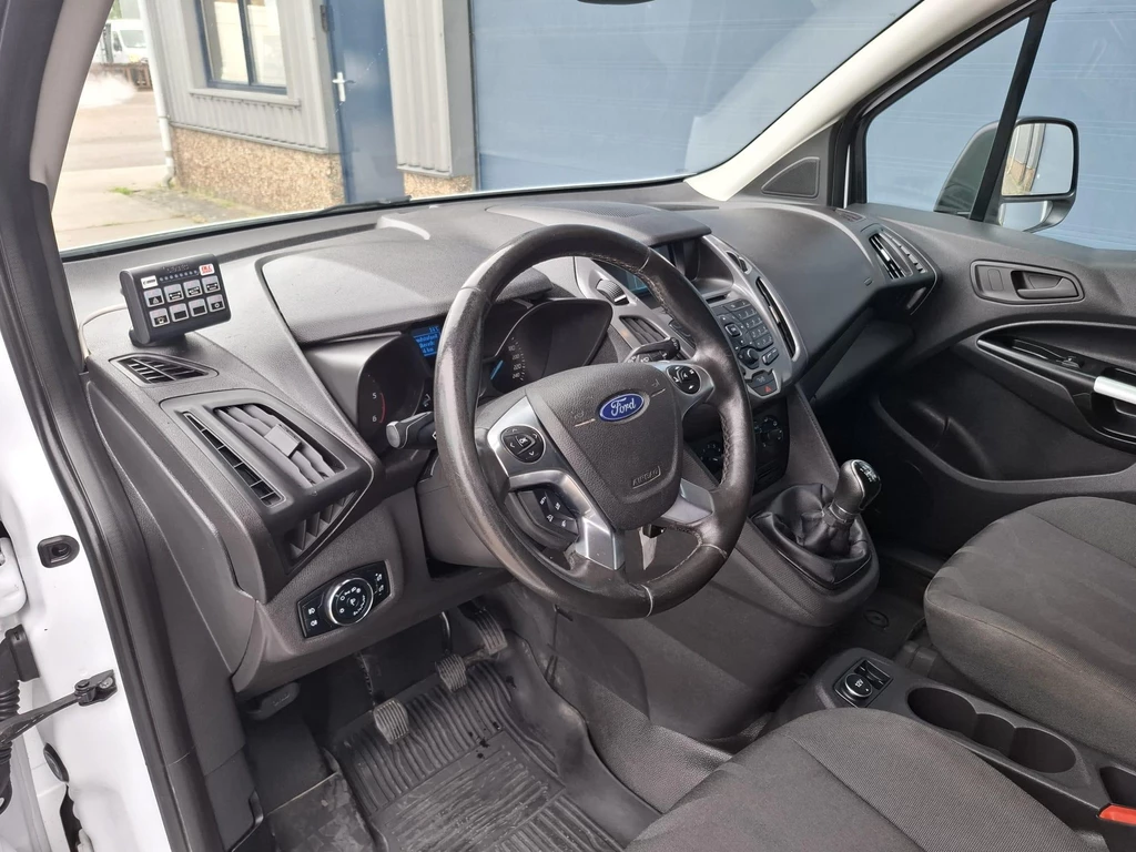 Ford Transit Connect – foto 16