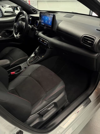 Toyota Yaris – thumbnail 24