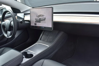 Tesla Model 3 – thumbnail 23