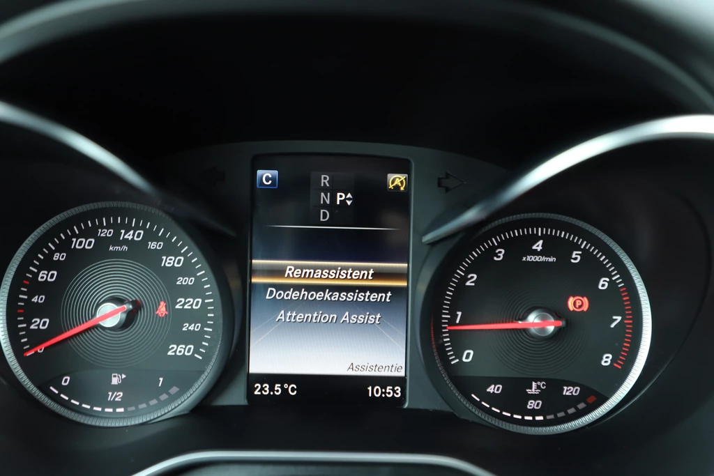 Mercedes-Benz GLC – foto 23