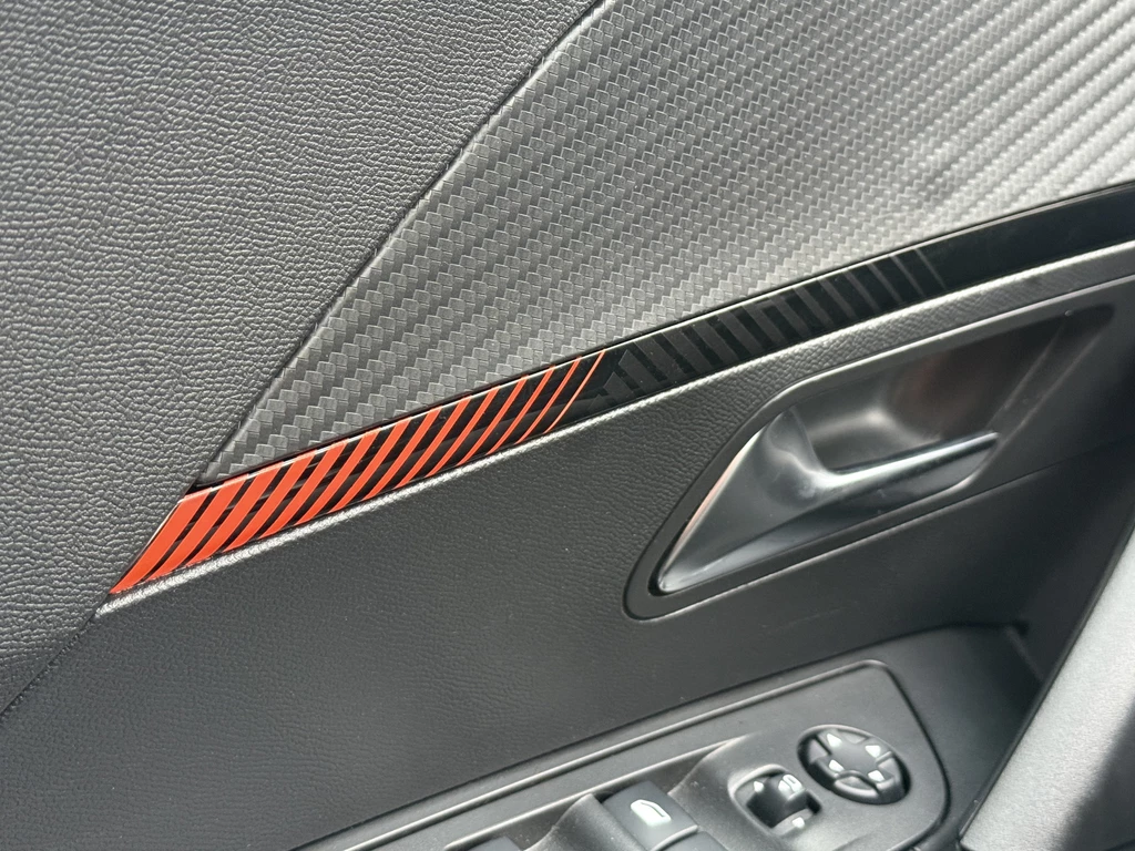 Peugeot e-2008 – foto 20