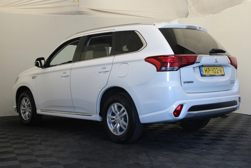 Mitsubishi Outlander – foto 2