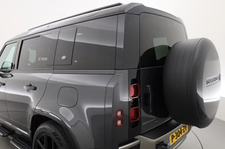 Land Rover Defender – thumbnail 3