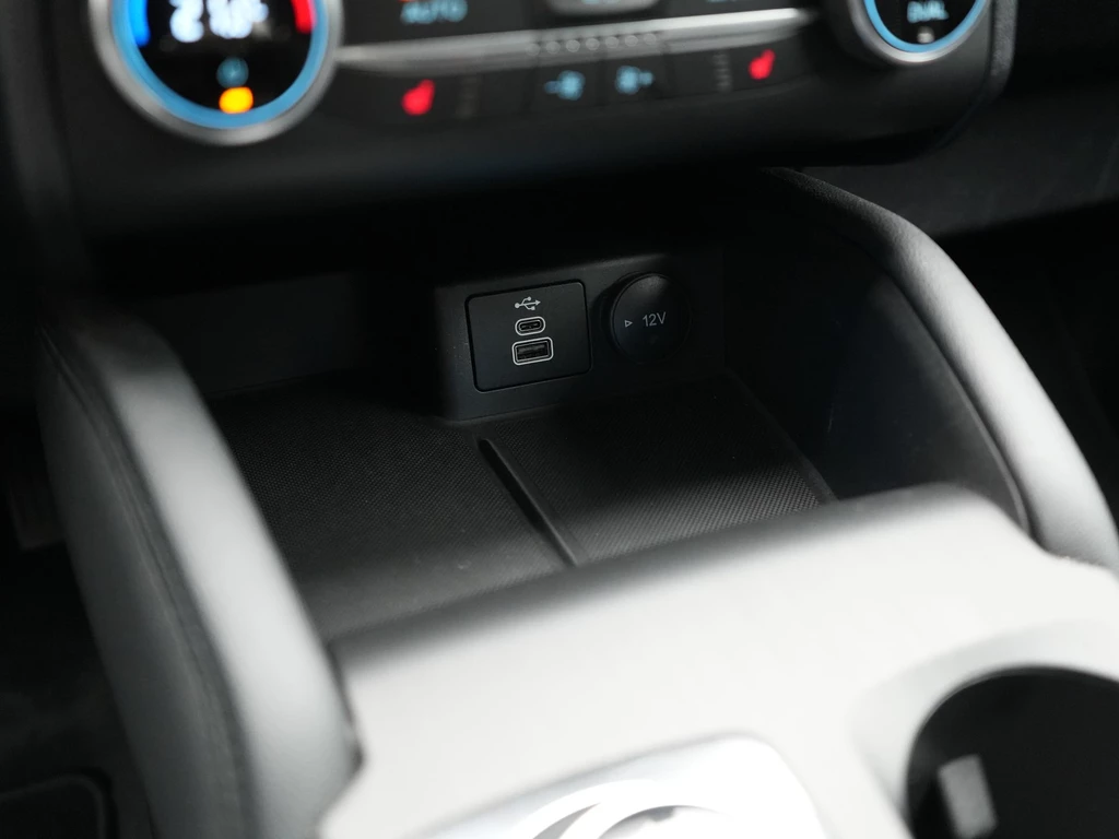 Ford Kuga – foto 37