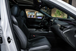 Lexus RX – thumbnail 24