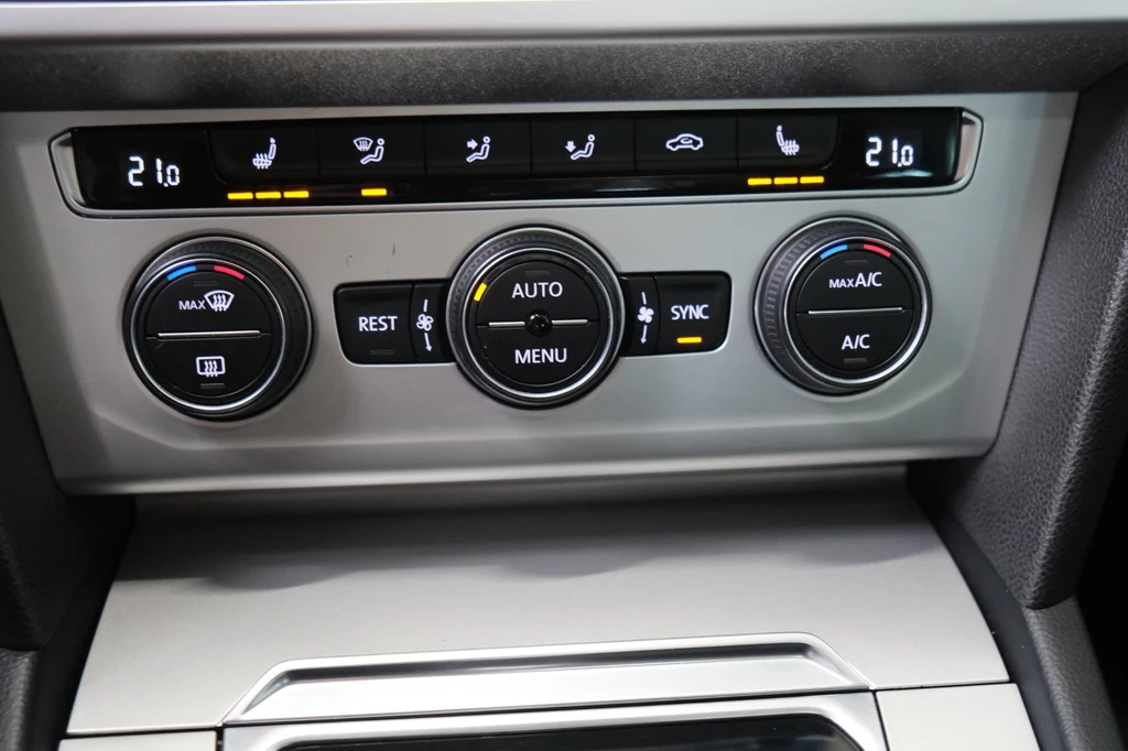 Volkswagen Passat – foto 20