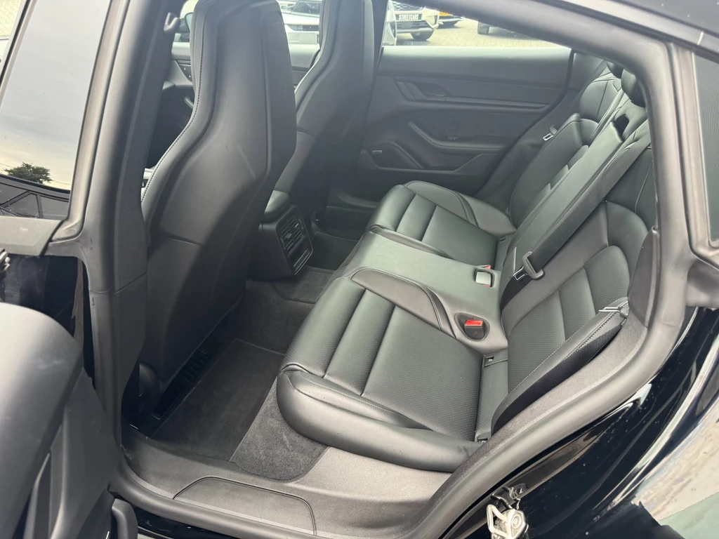 Porsche Taycan – foto 19