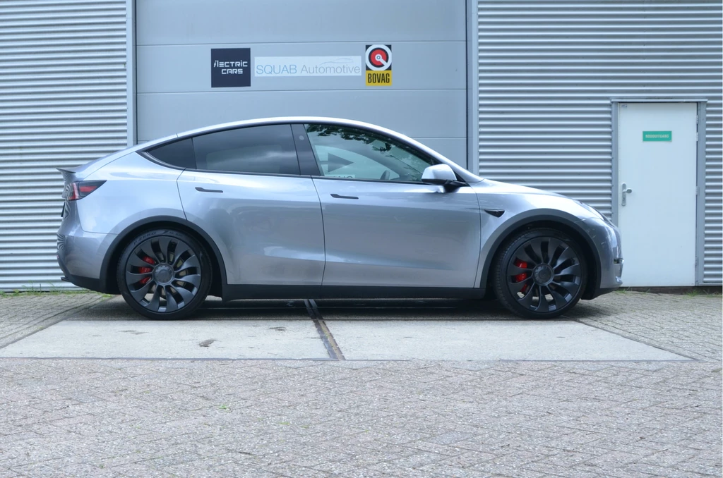 Tesla Model Y – foto 4