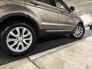 Land Rover Range Rover Evoque – thumbnail 41