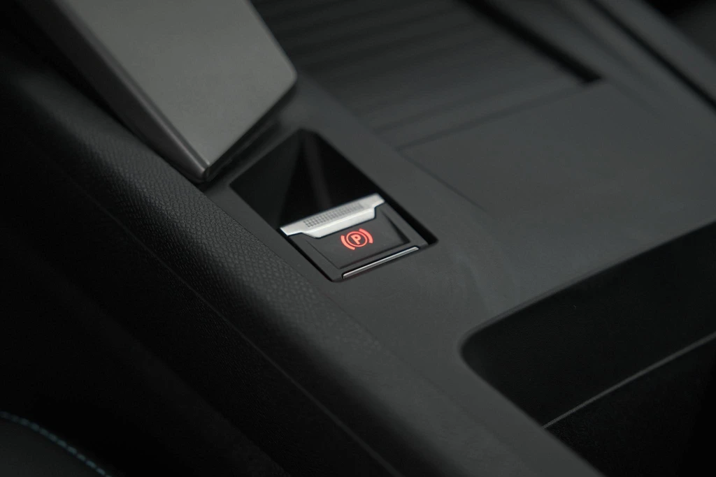Peugeot 408 – foto 30
