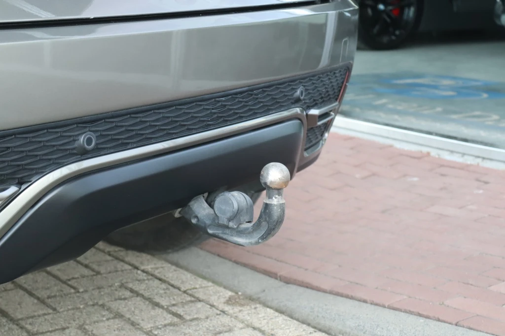 Jaguar E-PACE – foto 28