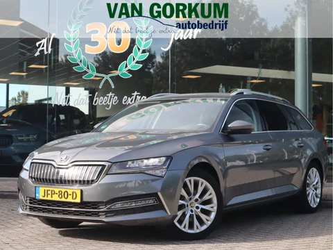 Škoda Superb Combi 1.4 TSI iV Business Edition Plus Virtual Cockpit Adap Cruise /Elektr Trekhaak /Navi / Stoelverw / SOH 90.93% / Nieuwe Apk !