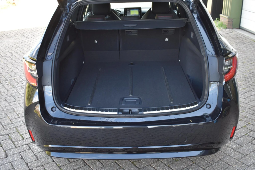 Toyota Corolla Touring Sports – foto 8