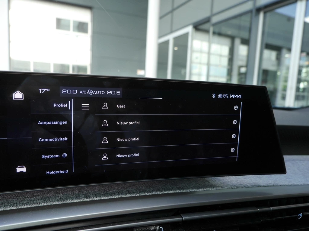 Peugeot e-3008 – foto 29