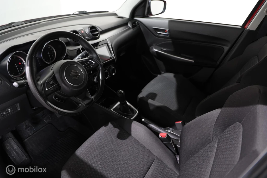 Suzuki Swift – foto 12