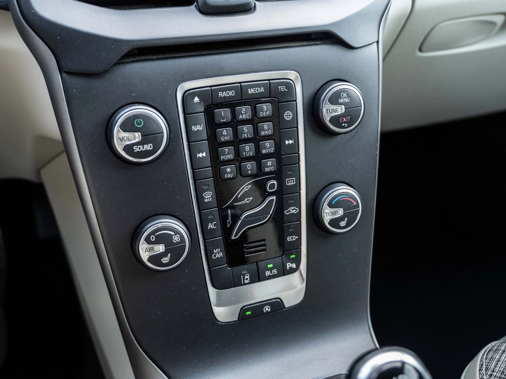 Volvo V40 – foto 24