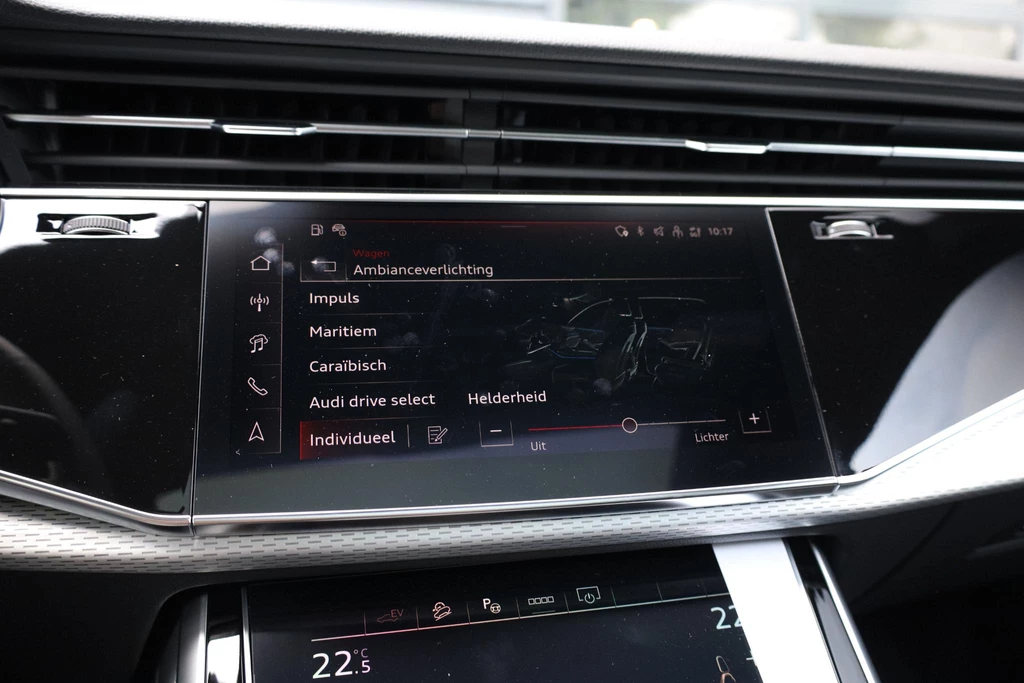 Audi Q8 – foto 16