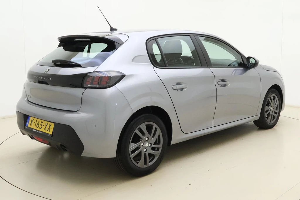 Peugeot 208 – foto 6