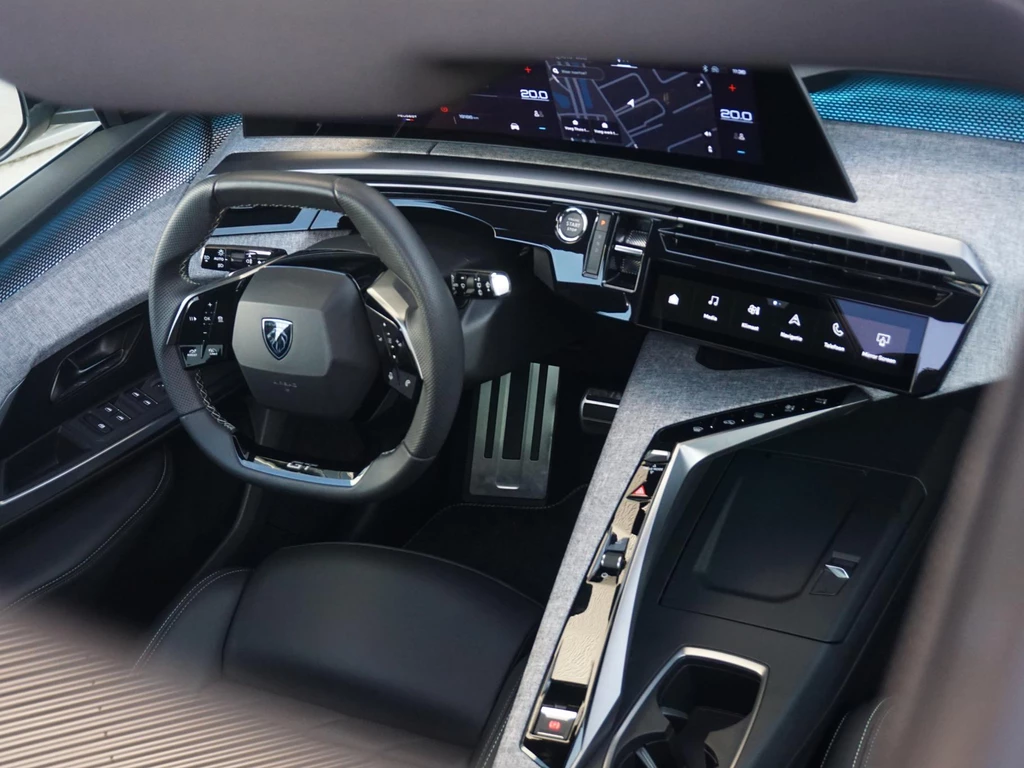 Peugeot e-5008 – foto 13