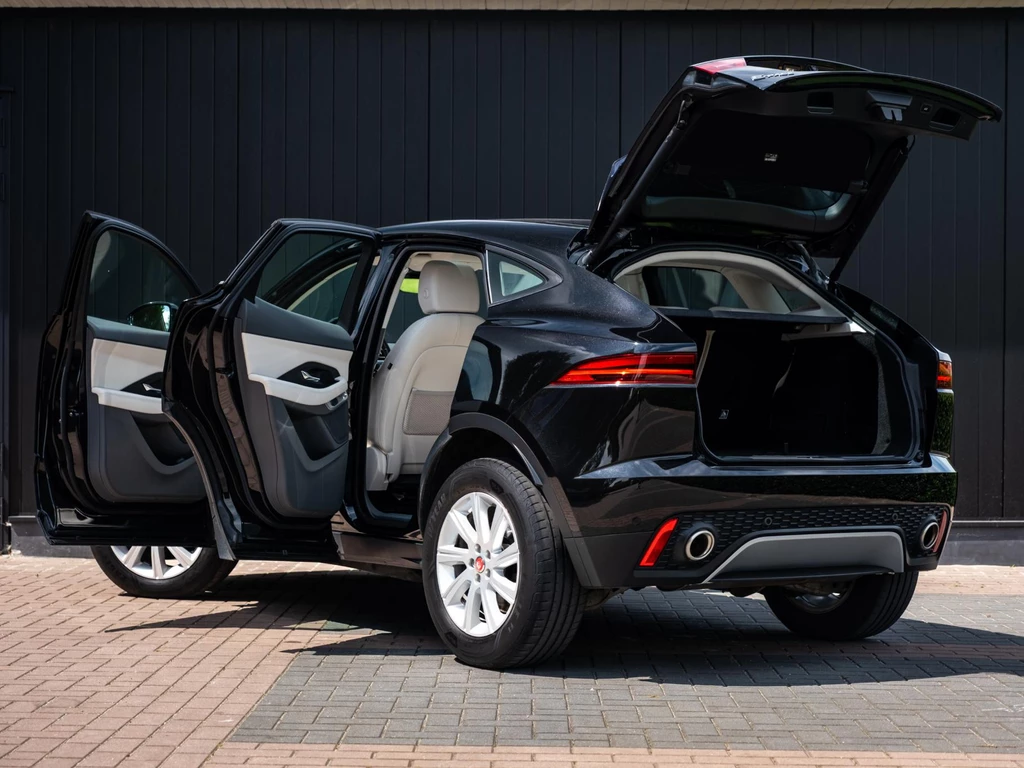 Jaguar E-PACE – foto 6