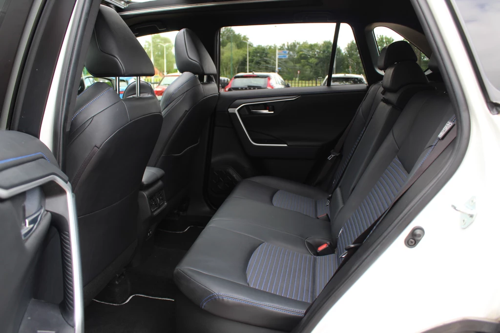 Toyota RAV4 – foto 13