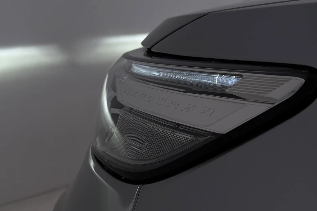 Ford Explorer – foto 54