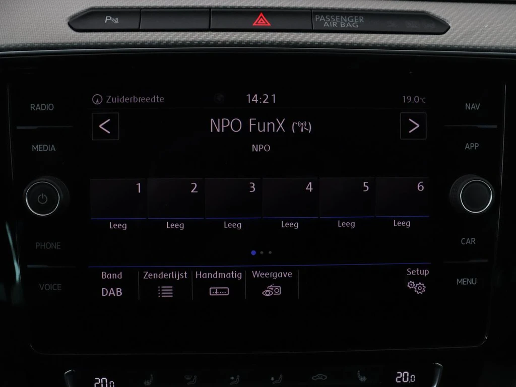 Volkswagen Passat – foto 21