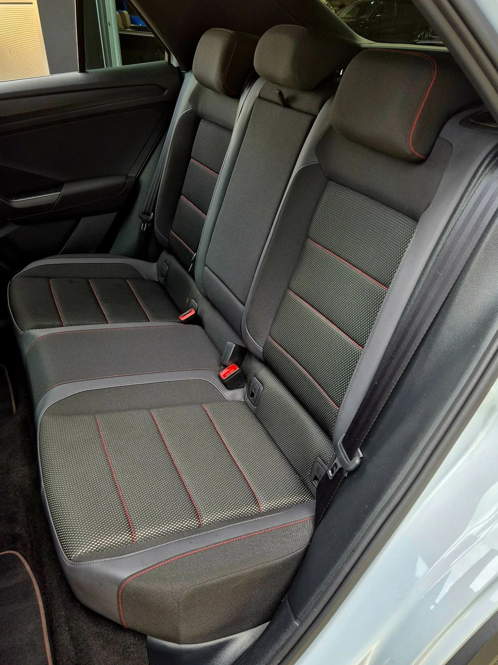 Volkswagen T-Roc – foto 14