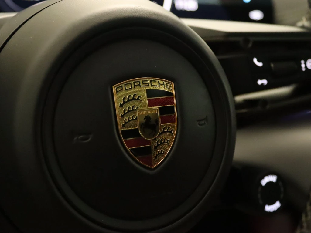 Porsche Taycan – foto 34