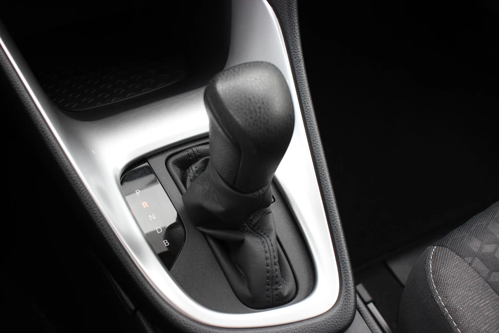Toyota Yaris – foto 12