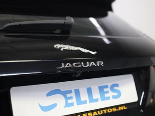 Jaguar F-PACE – thumbnail 19