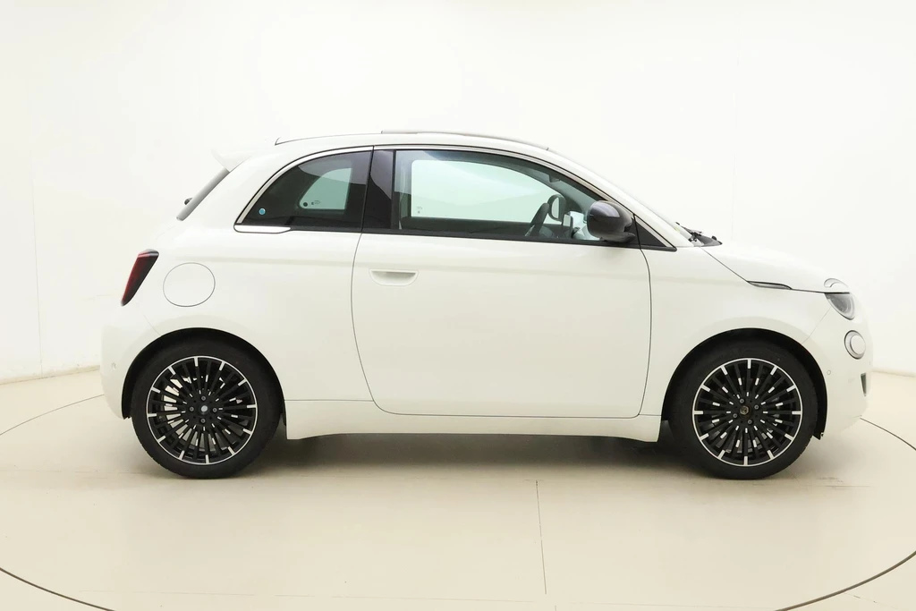 Fiat 500e – foto 7