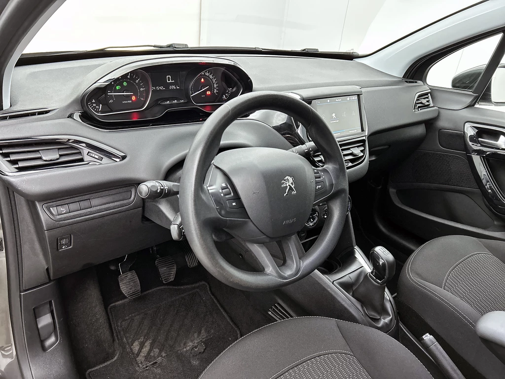 Peugeot 208 – foto 19