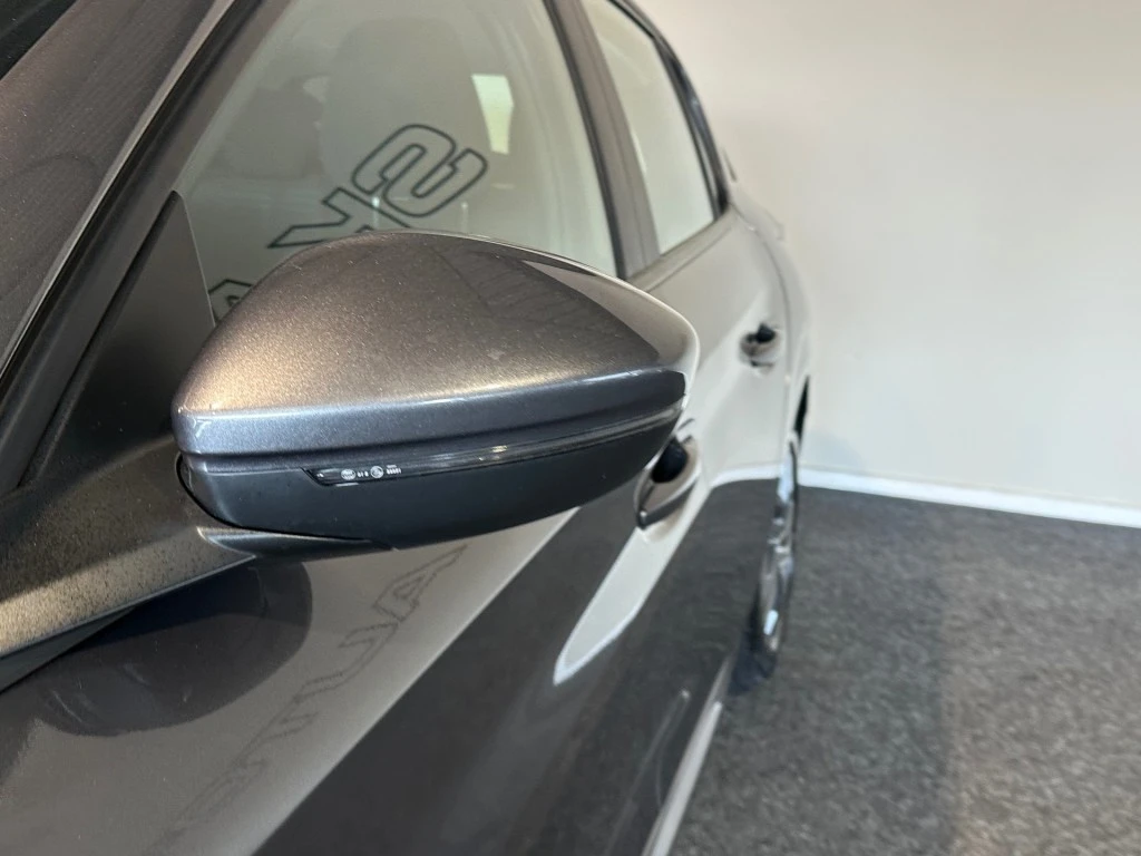 Peugeot 208 – foto 43