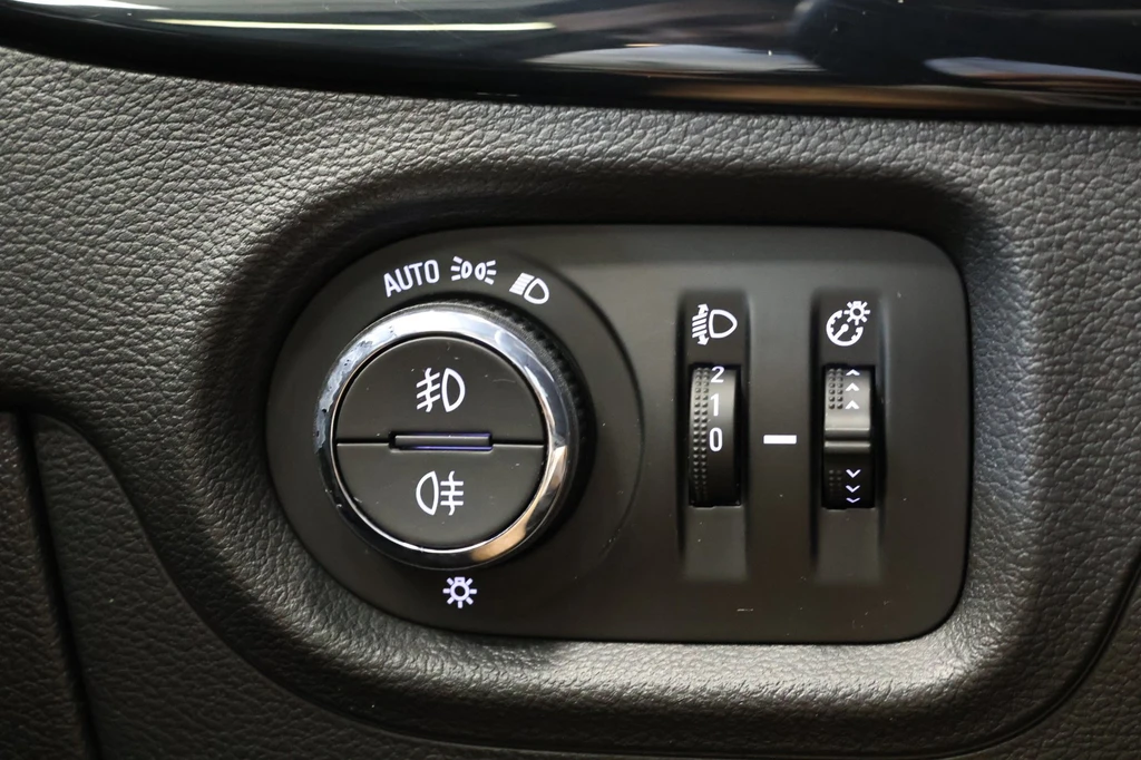 Opel Astra – foto 22