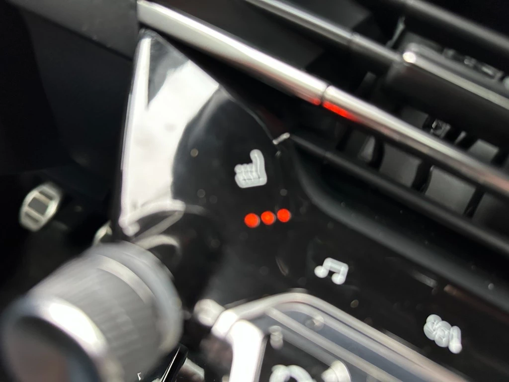 Peugeot 208 – foto 33